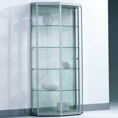 Standvitrine in Trapez Erker-Form mit Flügeltür BXTXH 92x46x182cm