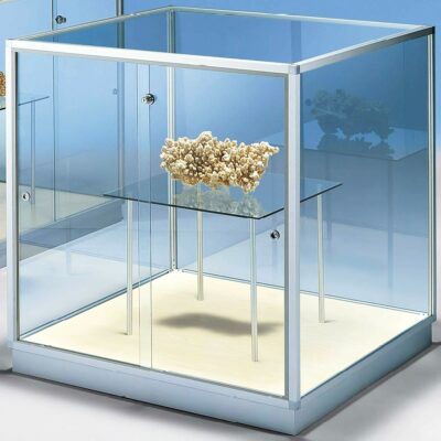 DESIGN Kubusvitrine mit Schiebetüren BXTXH 90x90x97cm