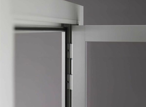 Staubdichte Vitrine 1000 silber ohne Beleuchtung – Bild 4